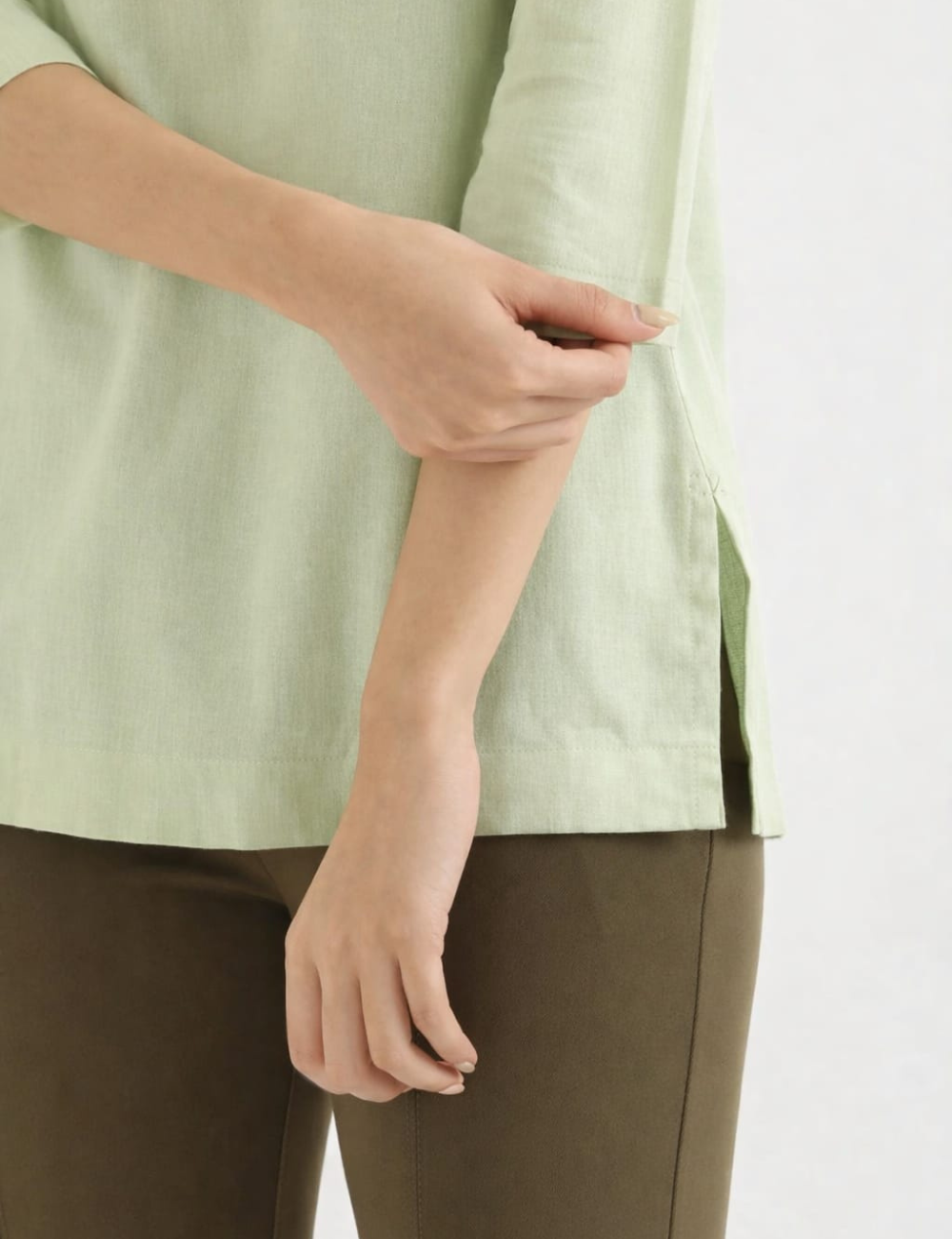 Womem Pista Green Airy Linen Short Kurta