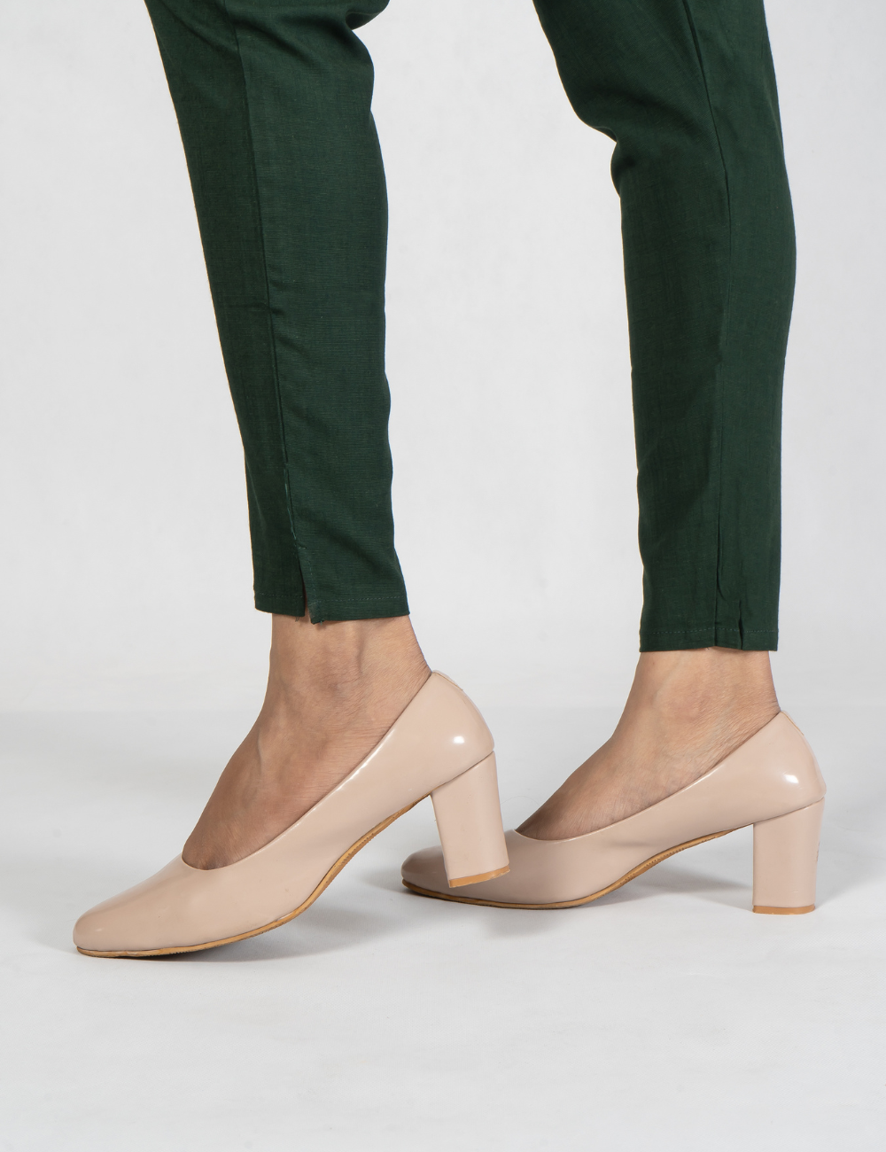 Women Bottle Green Cotton Lycra Pant