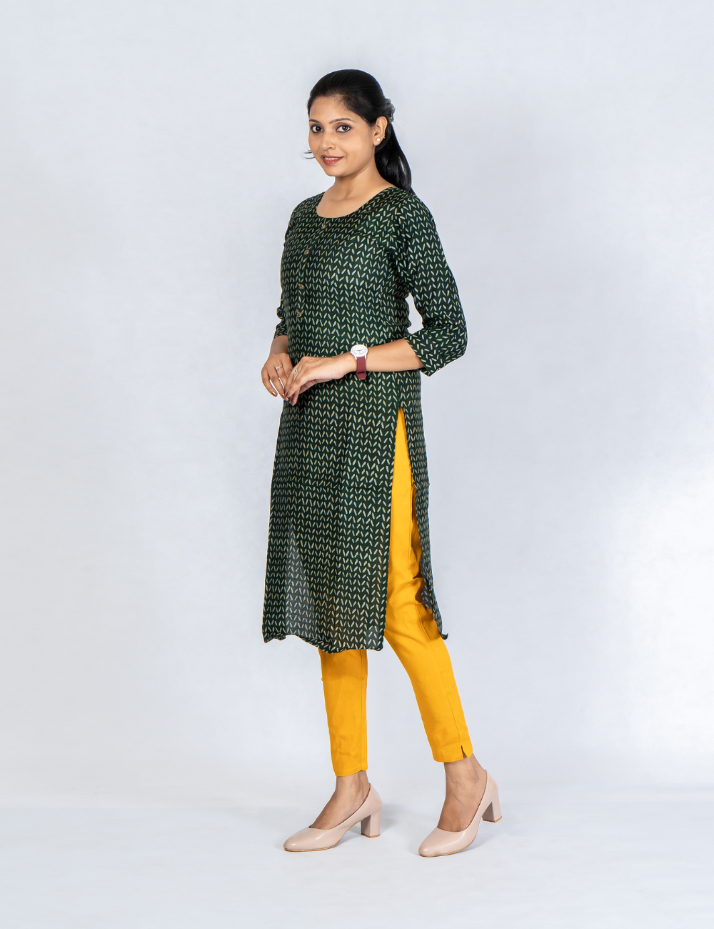 Women Mustard Cotton Lycra Pant