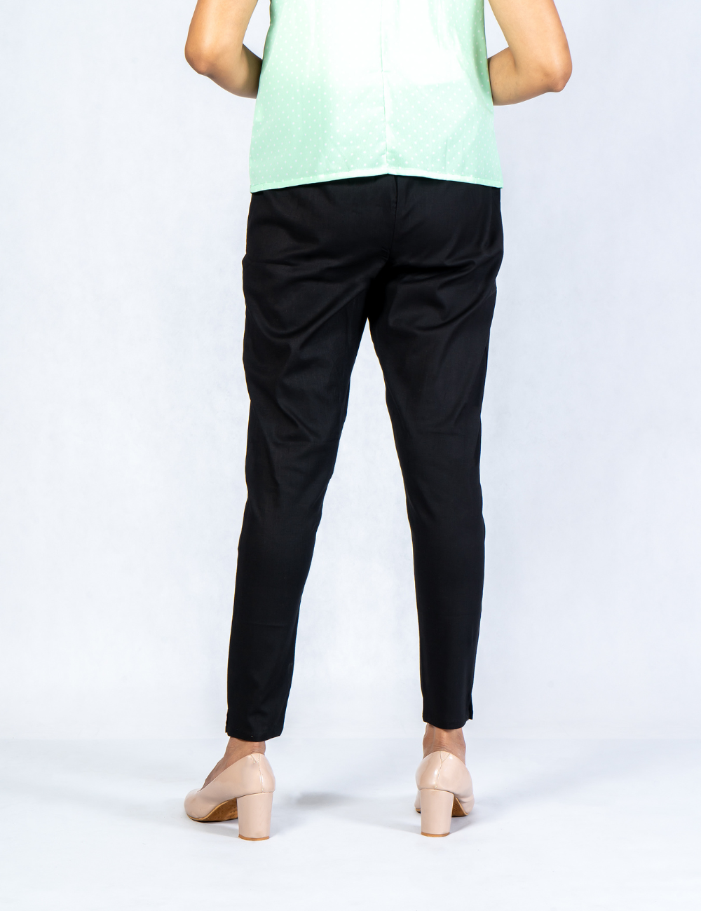 Women Black Cotton Lycra Pant