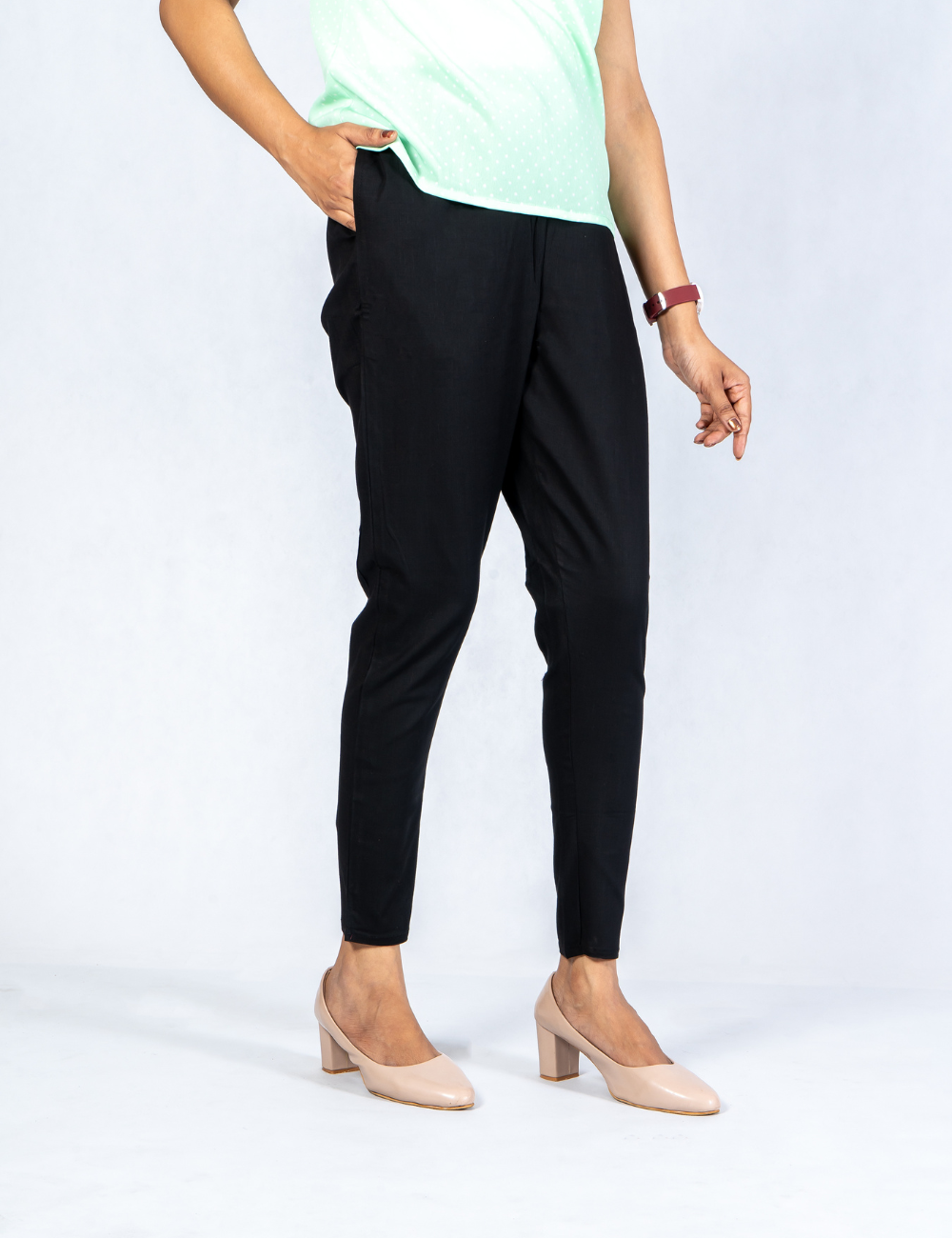 Women Black Cotton Lycra Pant