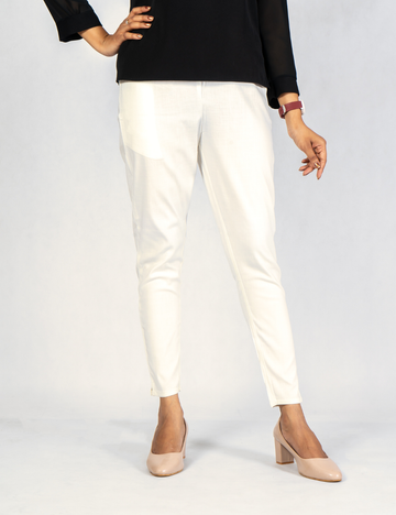 Women Creamy White Cotton Lycra Pant