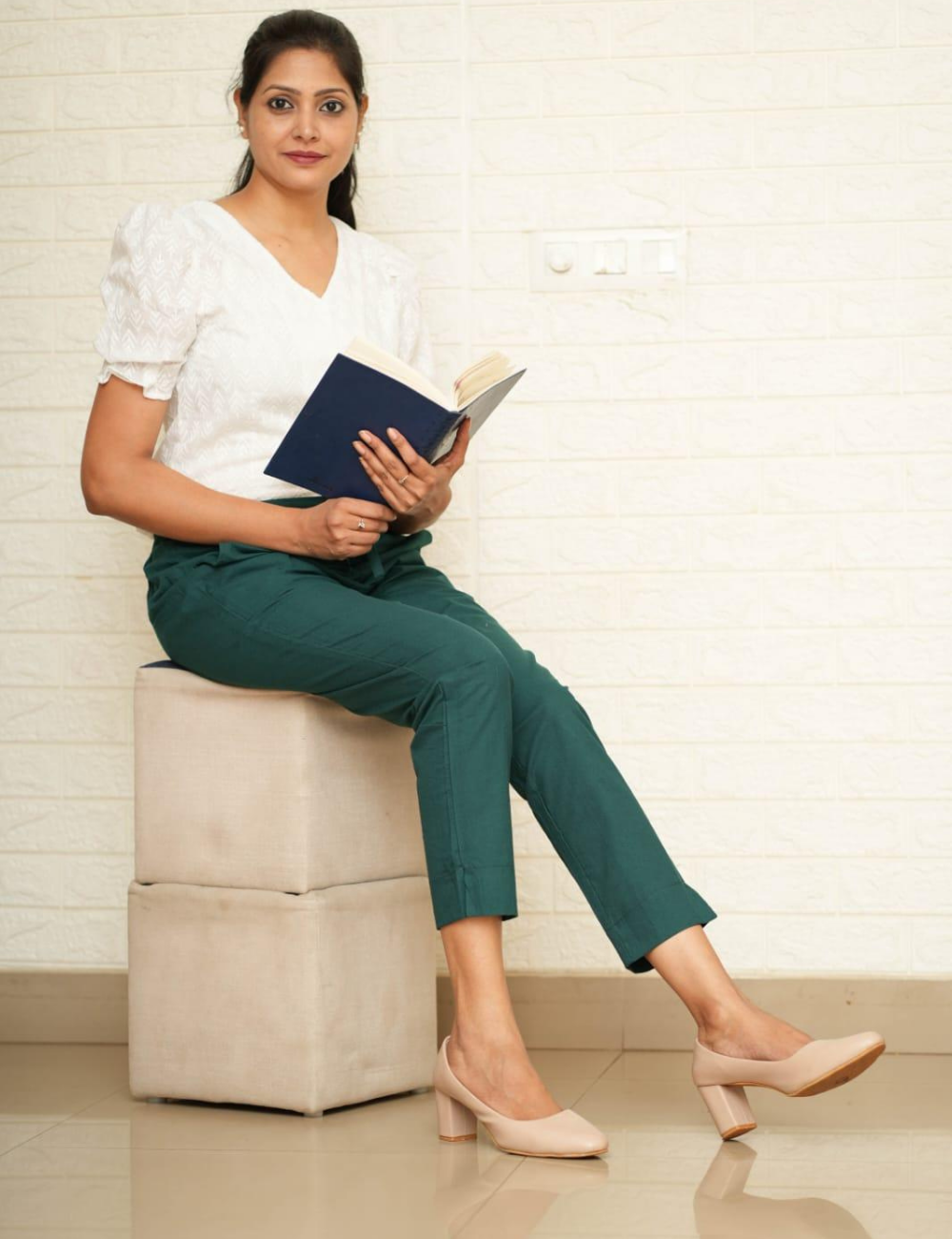 Women Bottle Green Cotton Pant