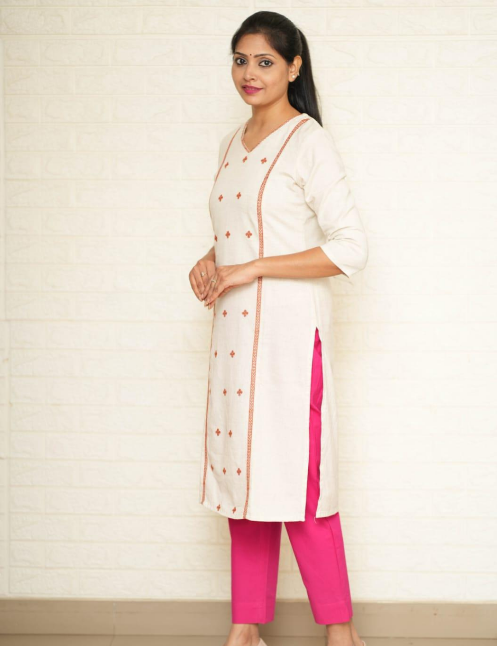 Women Rani Pink Cotton Pant