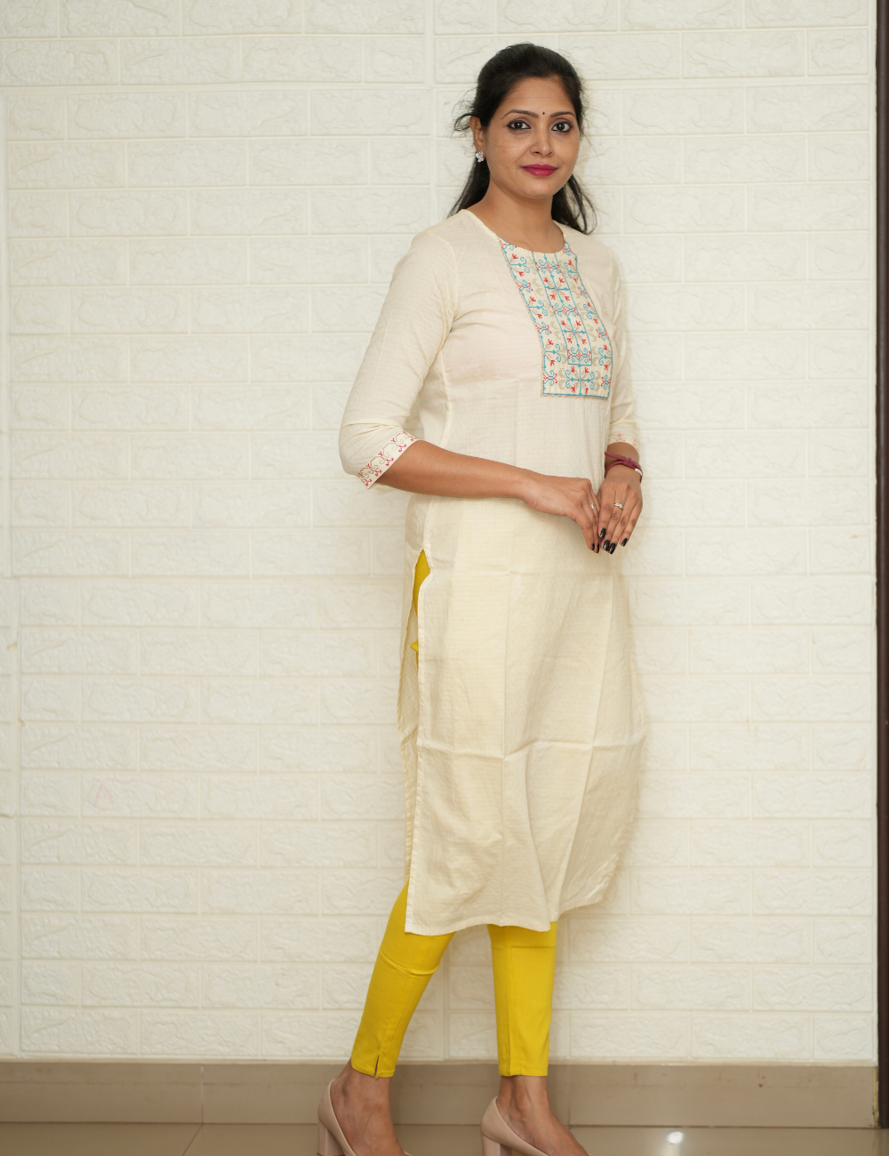 Women Florescent Yellow Cotton Lycra Pant