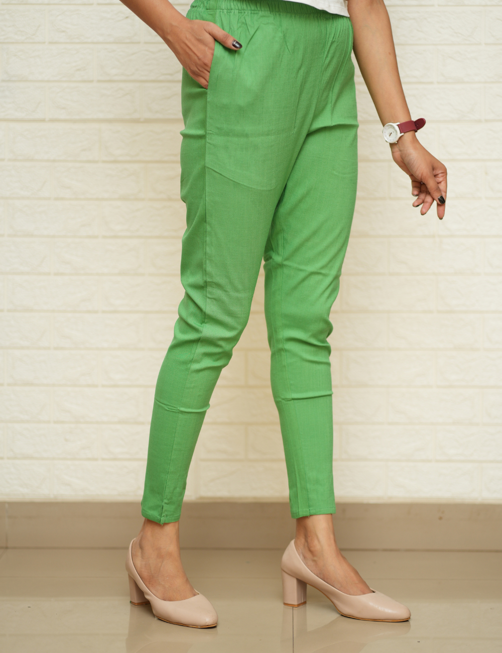 Women Ash Cotton Lycra Pant