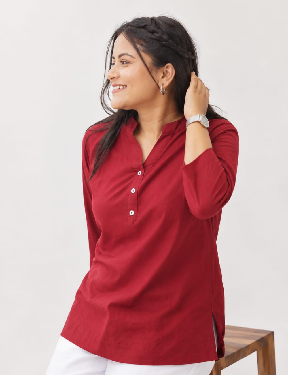 Womem Maroon  Airy Linen Short Kurta