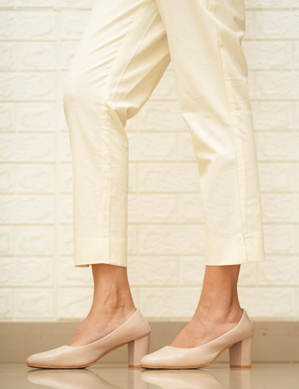 Women Cream Cotton Pant