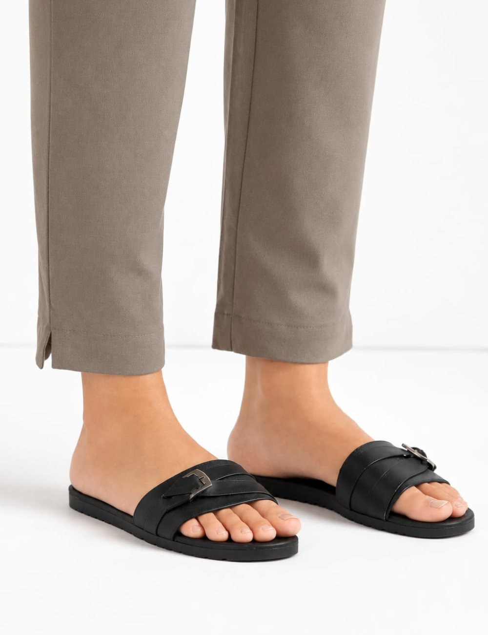 Women Grey Cotton Straight Pant