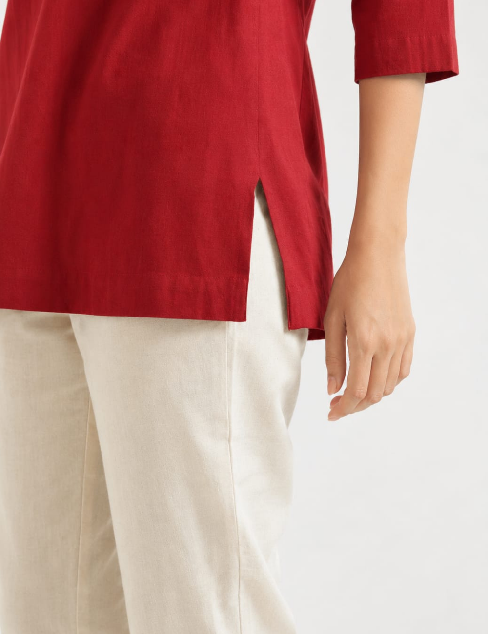 Womem Maroon  Airy Linen Short Kurta