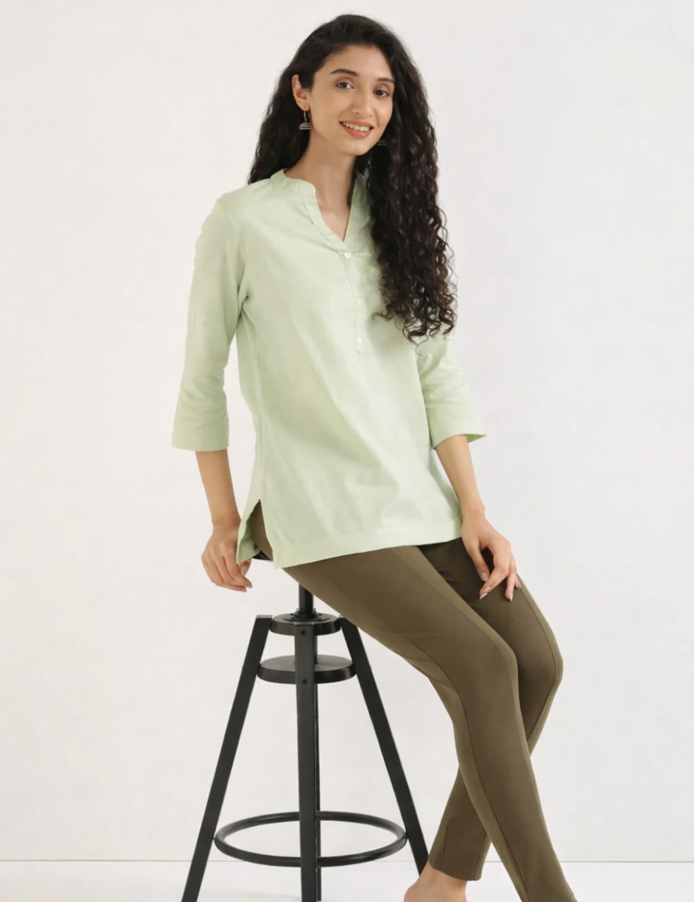 Womem Yellow Airy Linen Short Kurta