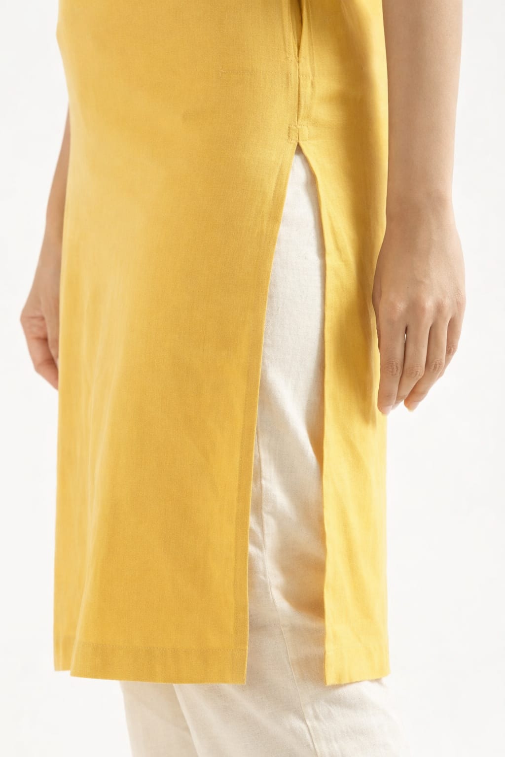 Women Yellow AIRY Linen Long Kurta