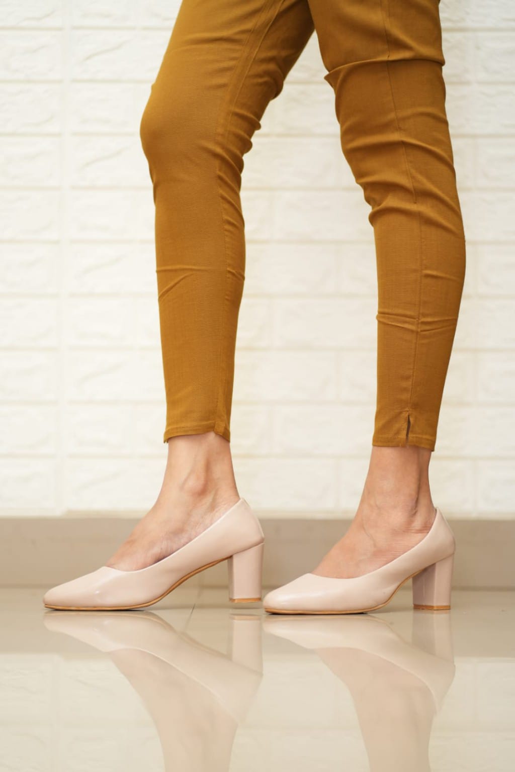 Women Grey Cotton Lycra Pant