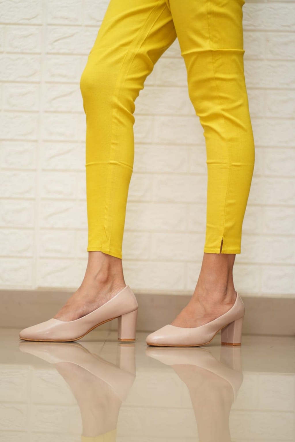 Women Grey Cotton Lycra Pant