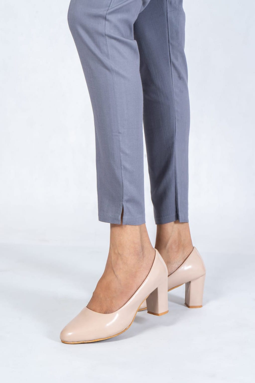 Women Grey Cotton Lycra Pant