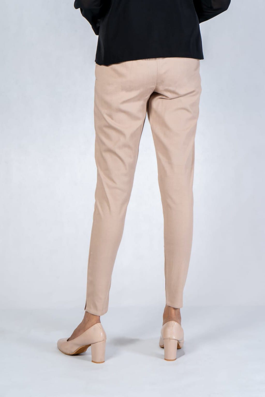 Women Grey Cotton Lycra Pant