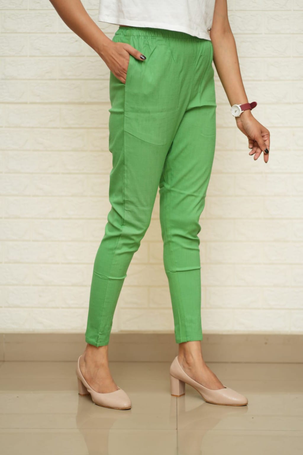 Women Grey Cotton Lycra Pant