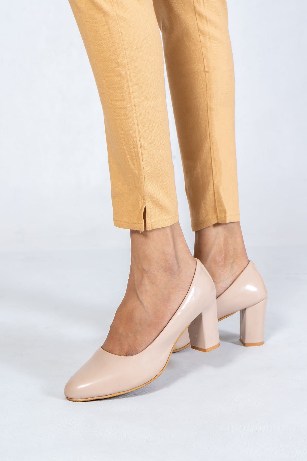 Women Grey Cotton Lycra Pant