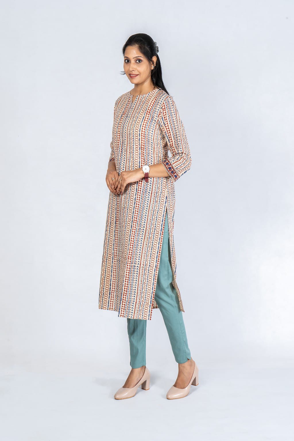 Women Grey Cotton Lycra Pant