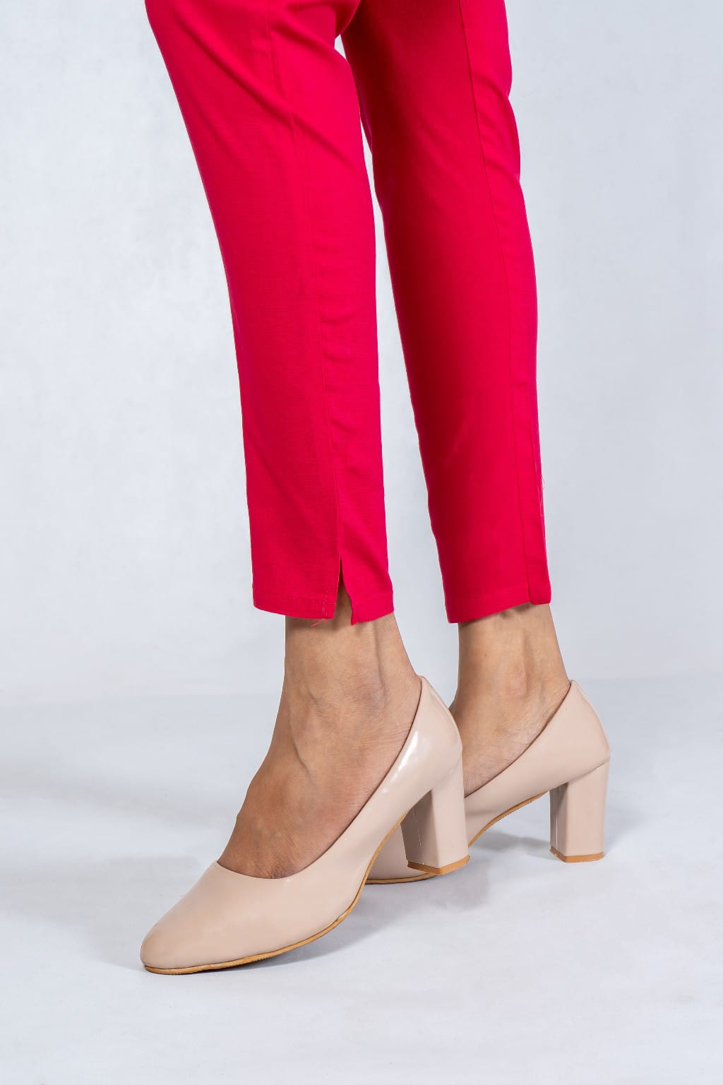 Women Grey Cotton Lycra Pant