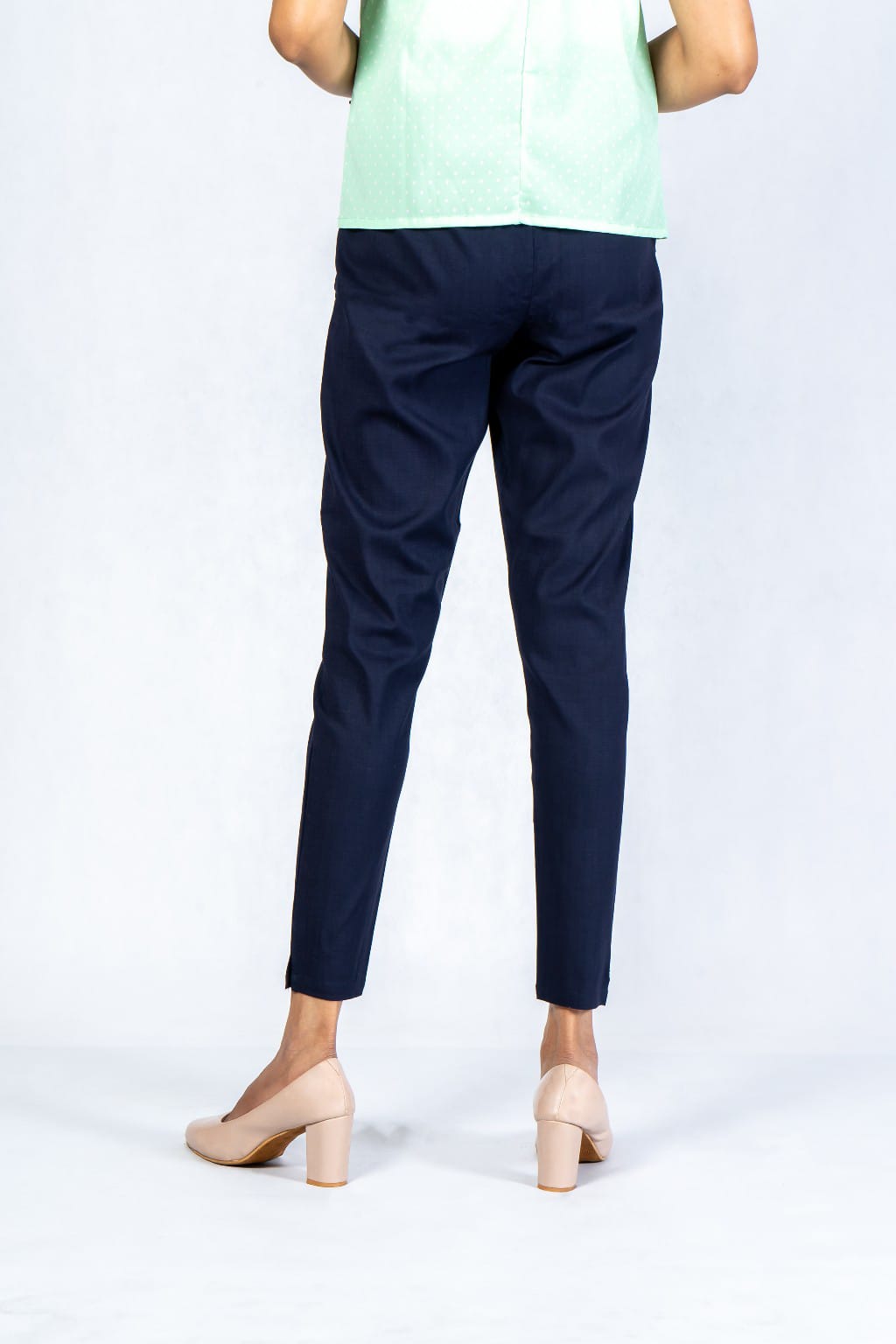 Women Grey Cotton Lycra Pant