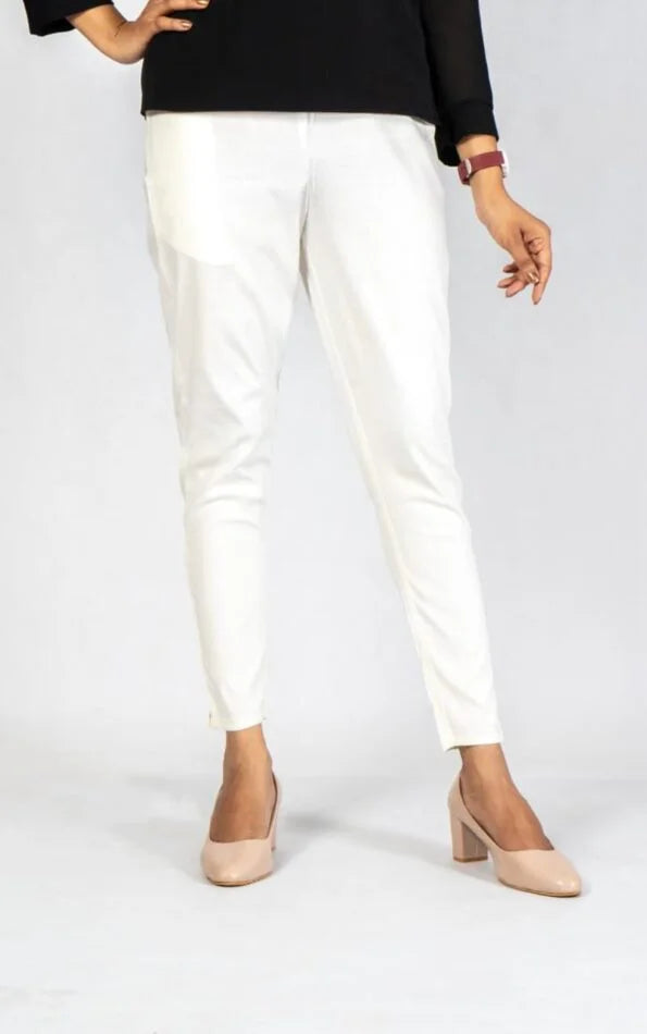 Straight Cotton Pants – Biscuit Colour white